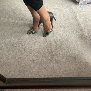 Vince Camuto heels sz 36/6